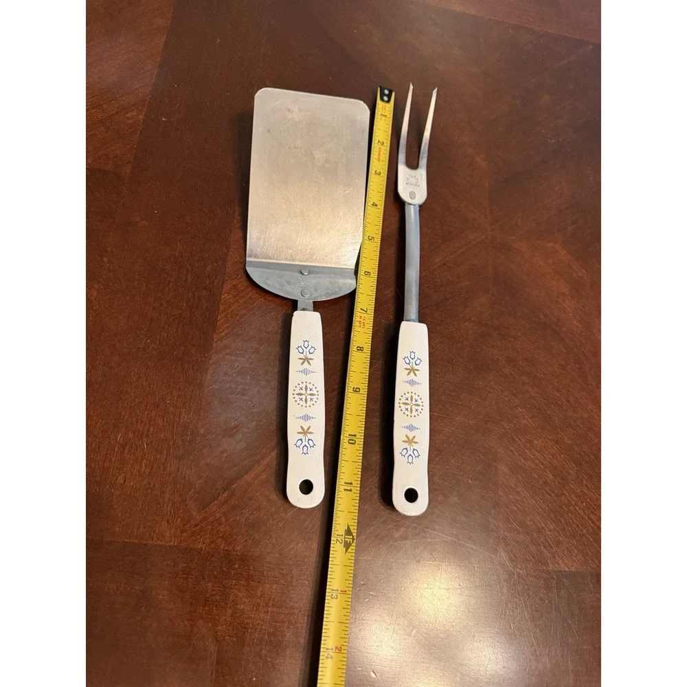 Vintage Ekco Spatula & Fork BBQ Set White Blue Gold Tulip Retro Kitchen Tool USA